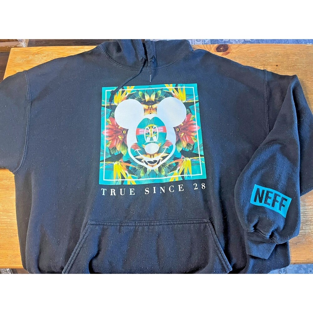 Neff Mickey Mouse Sweatshirt Crewneck XL Black Graphic Pullover True Since 1928